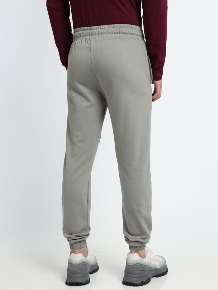 Light Grey Patch Pocket Knitted Men Jogger - Image 3
