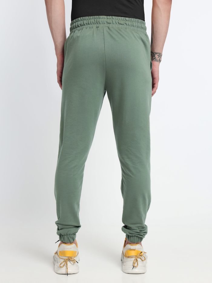 Sage Green Printed Pocket Knitted Men Jogger - Image 3