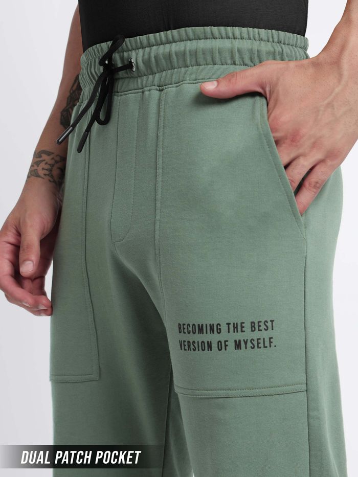 Sage Green Printed Pocket Knitted Men Jogger - Image 2
