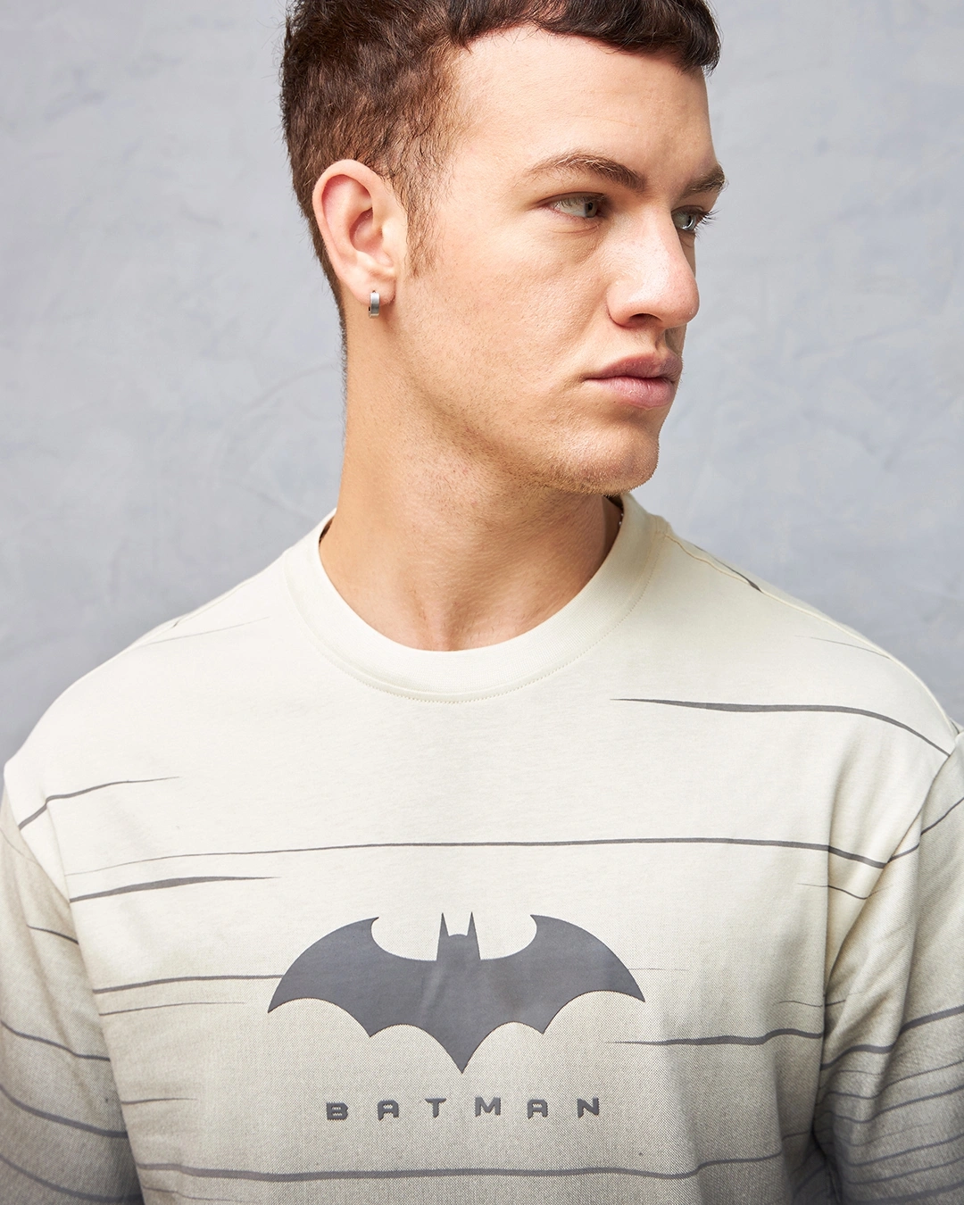 Men's Beige & Grey Batman Graphic Printed Ombre Oversized T-shirt - Image 5