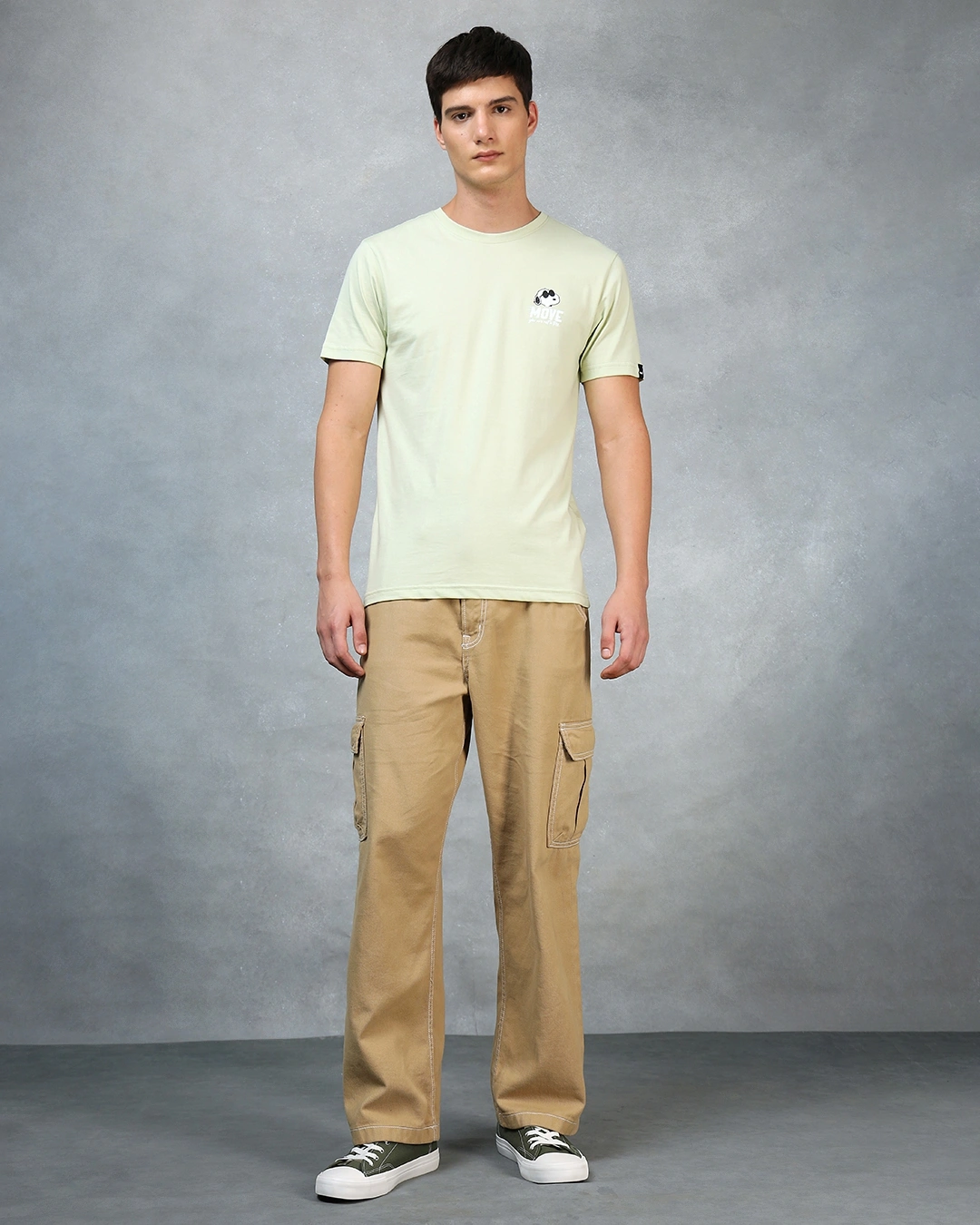 Men's Green Move On Graphic Printed T-shirt - Image 4