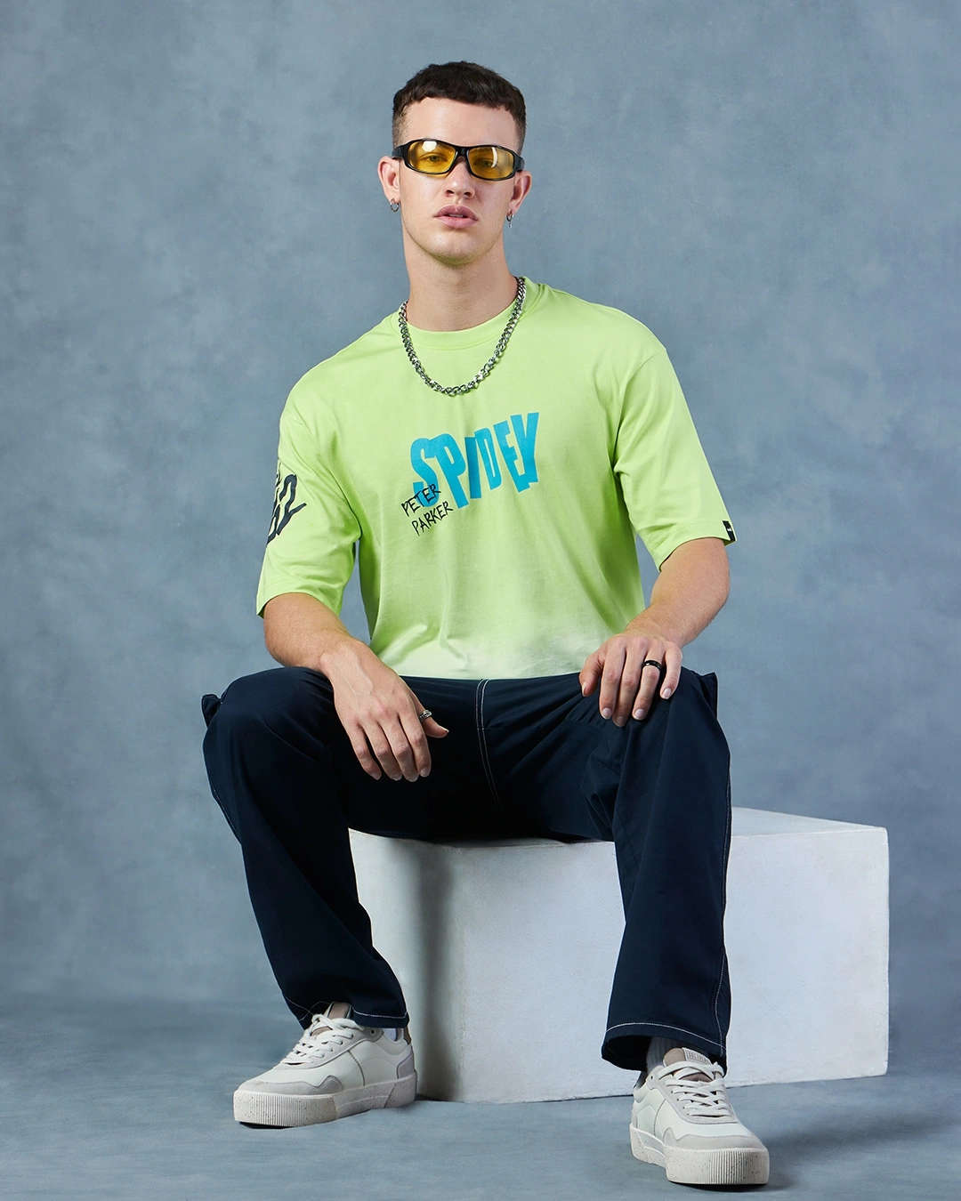 Men's Green & White Spiderman Graphic Printed Ombre Oversized T-shirt - Image 4