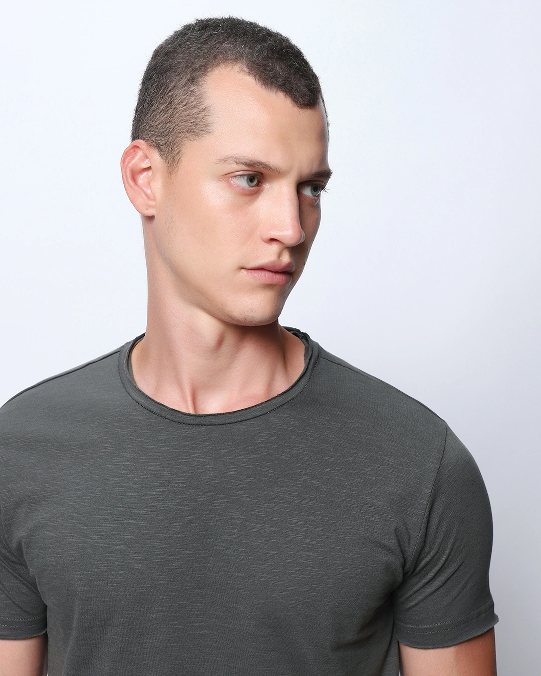 Men's Grey T-shirt - Image 5