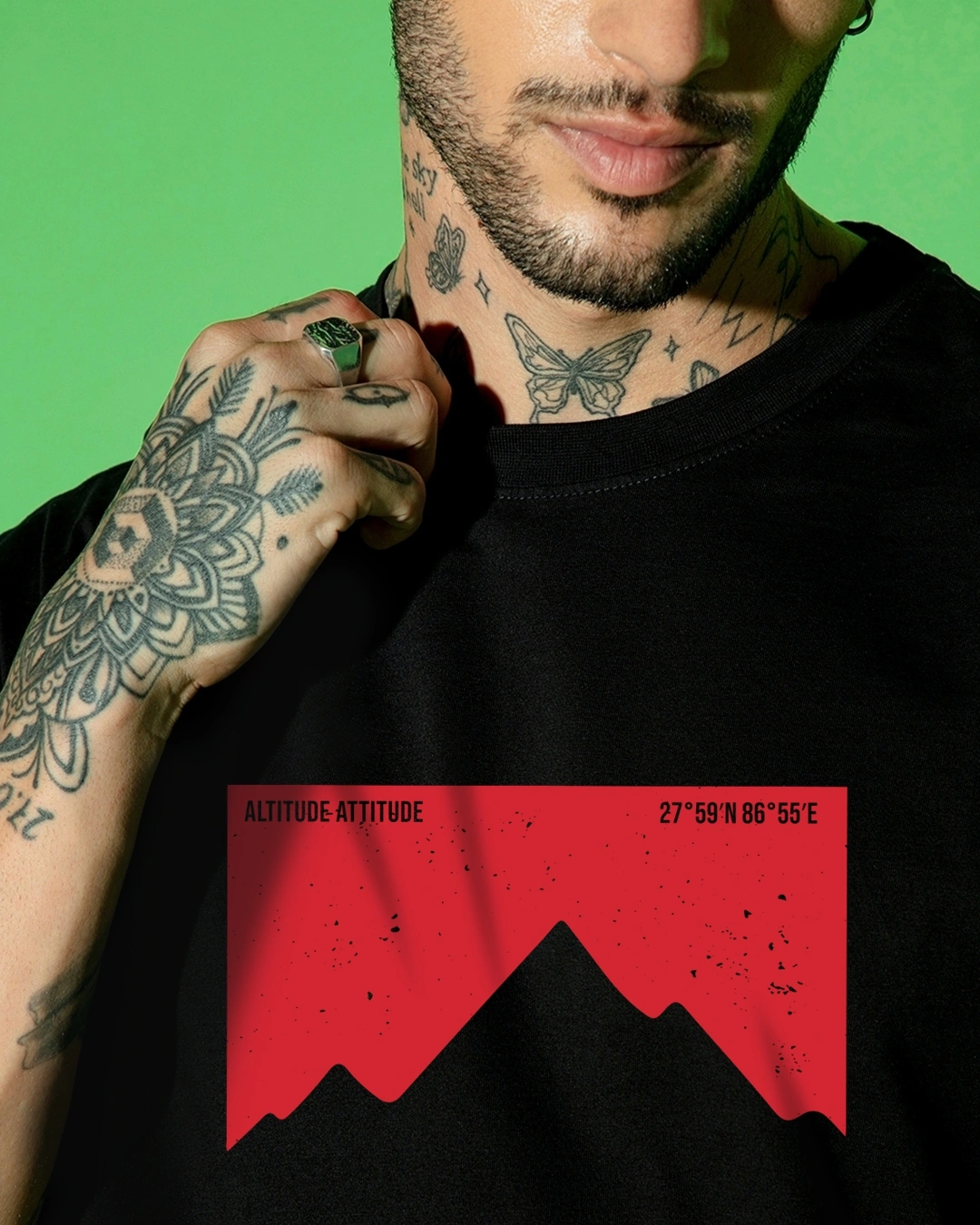 Men's Jet Black Altitude Graphic Printed Oversized T-shirt - Image 5