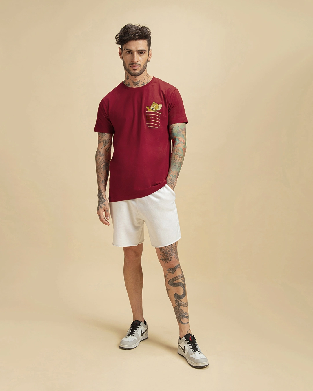 Men's Red Pocket Jerry Graphic Printed T-shirt - Image 4